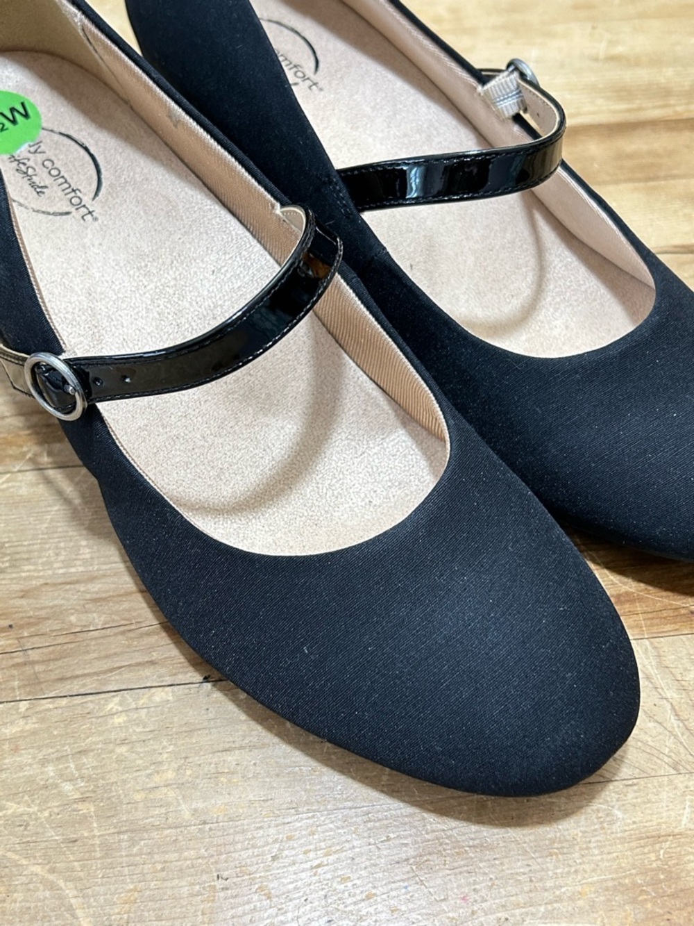 Simply Comfort Life Stride Thea Mary Jane Heel 9 1/2 Wide - Picture 2 of 7